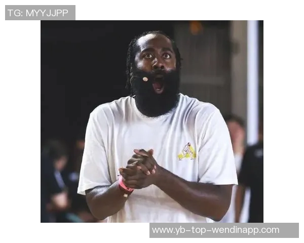 哈登经典跳投瞬间马绍尔背手防守不敢轻举妄动 哈登经典跳投瞬间马绍尔背手防守不敢轻举妄动